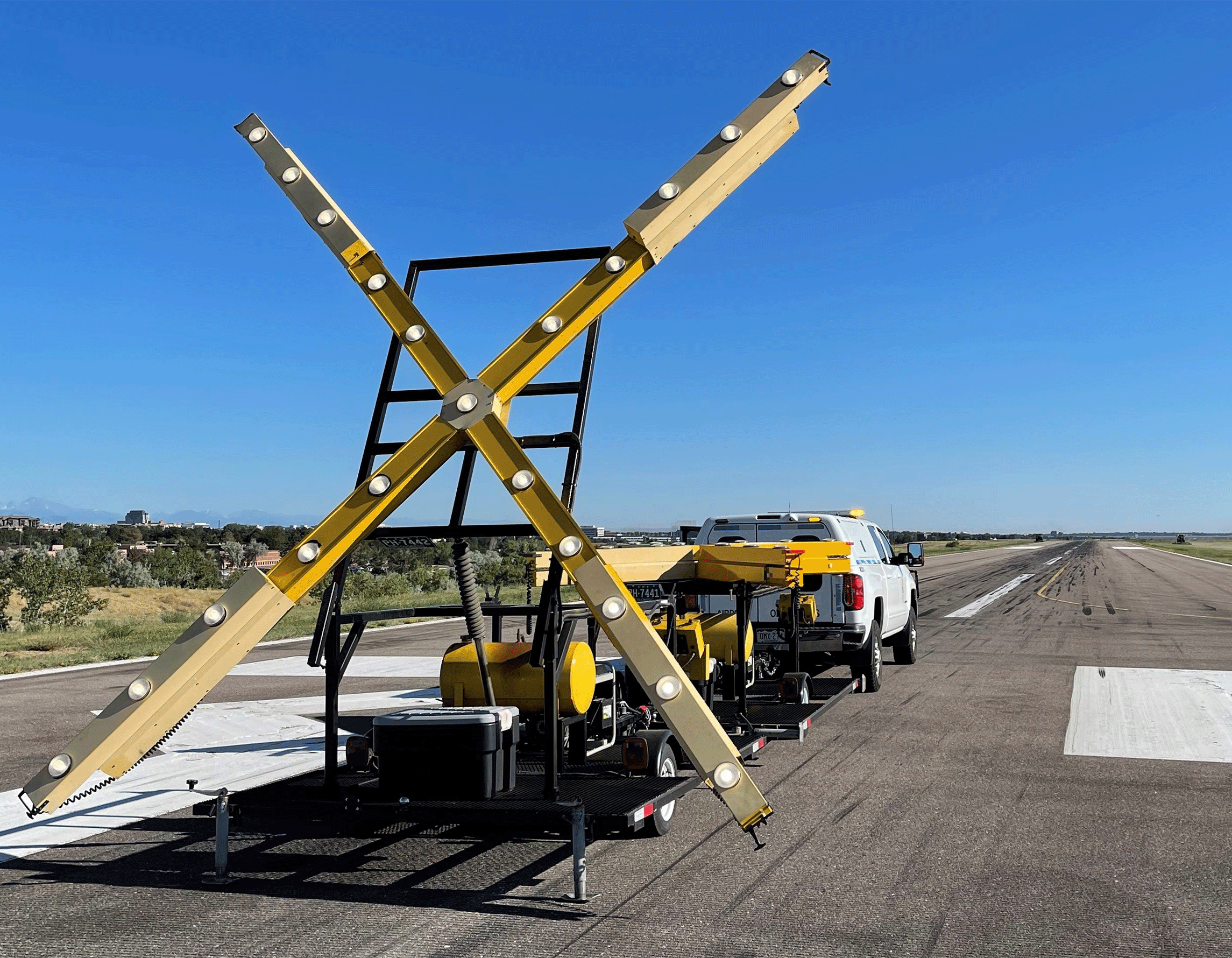 Maintenance vehicle on the runway