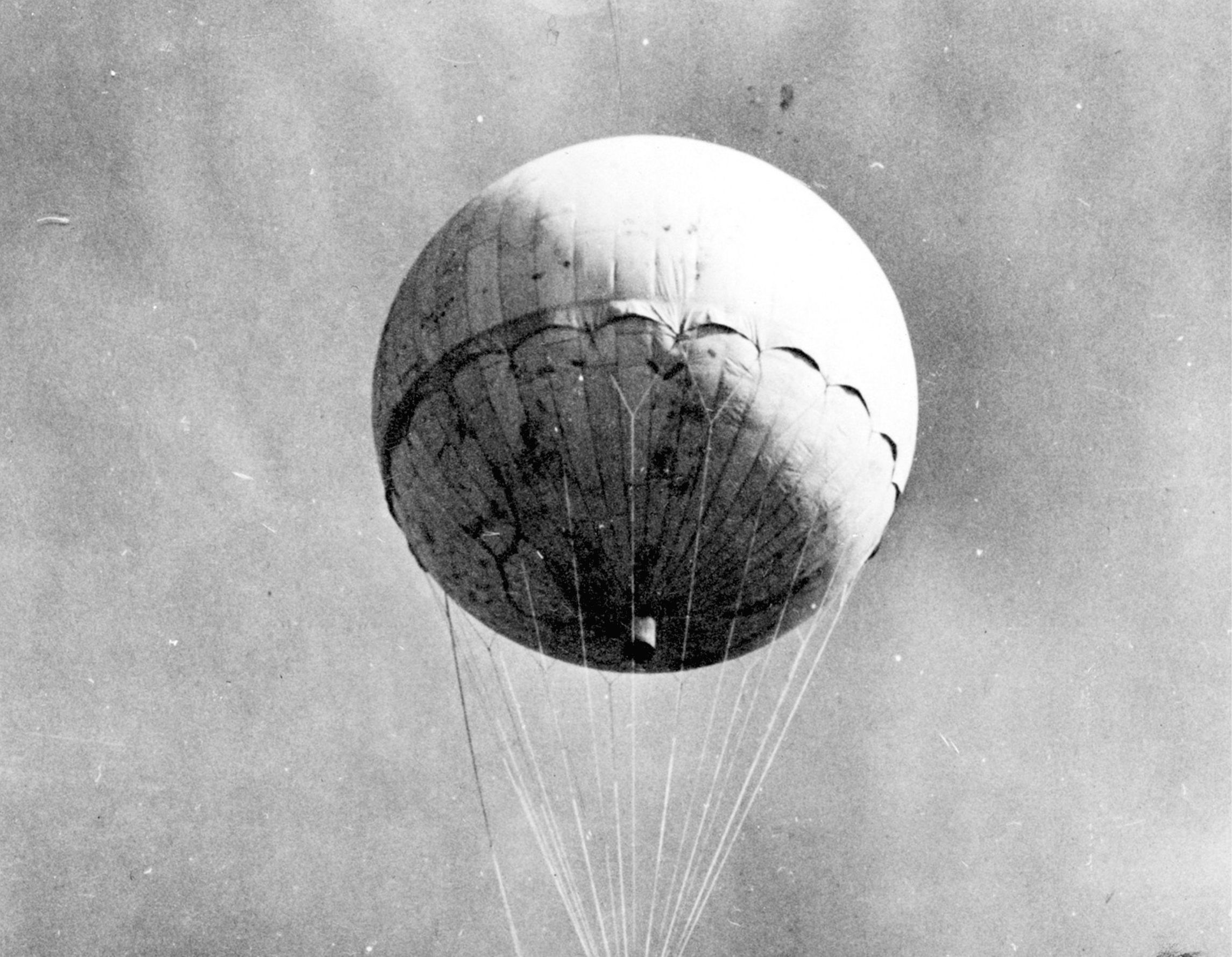 1940s weather balloon
